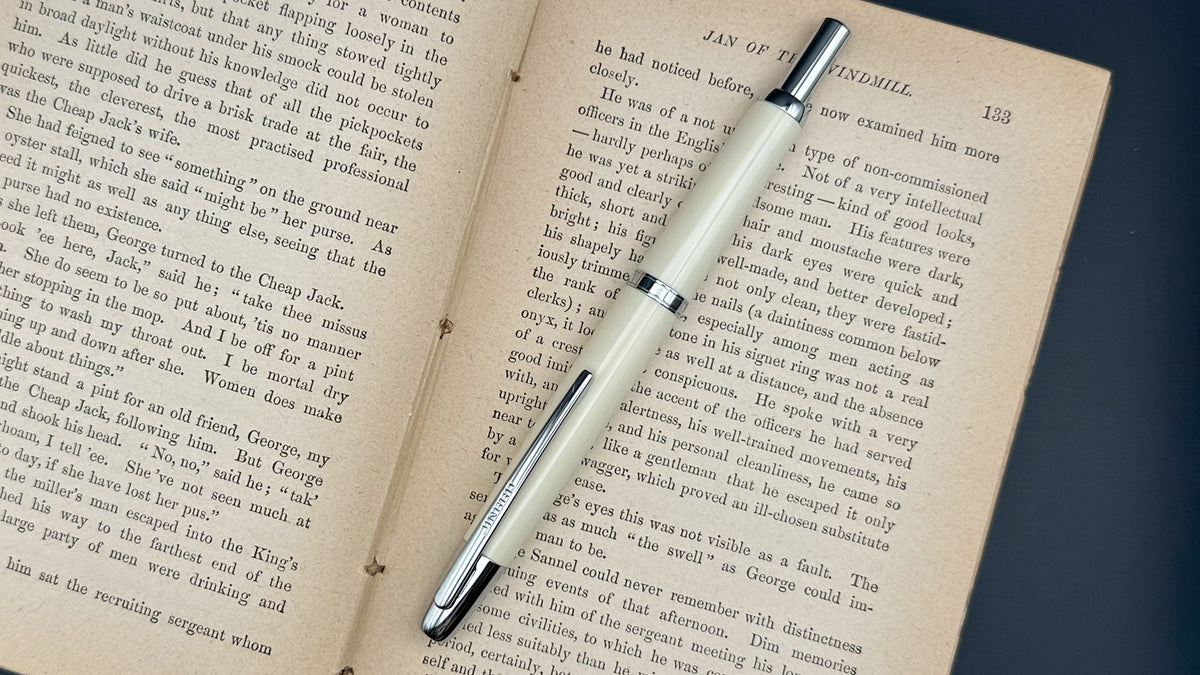 Jinhao 20 Retractable Fountain Pen