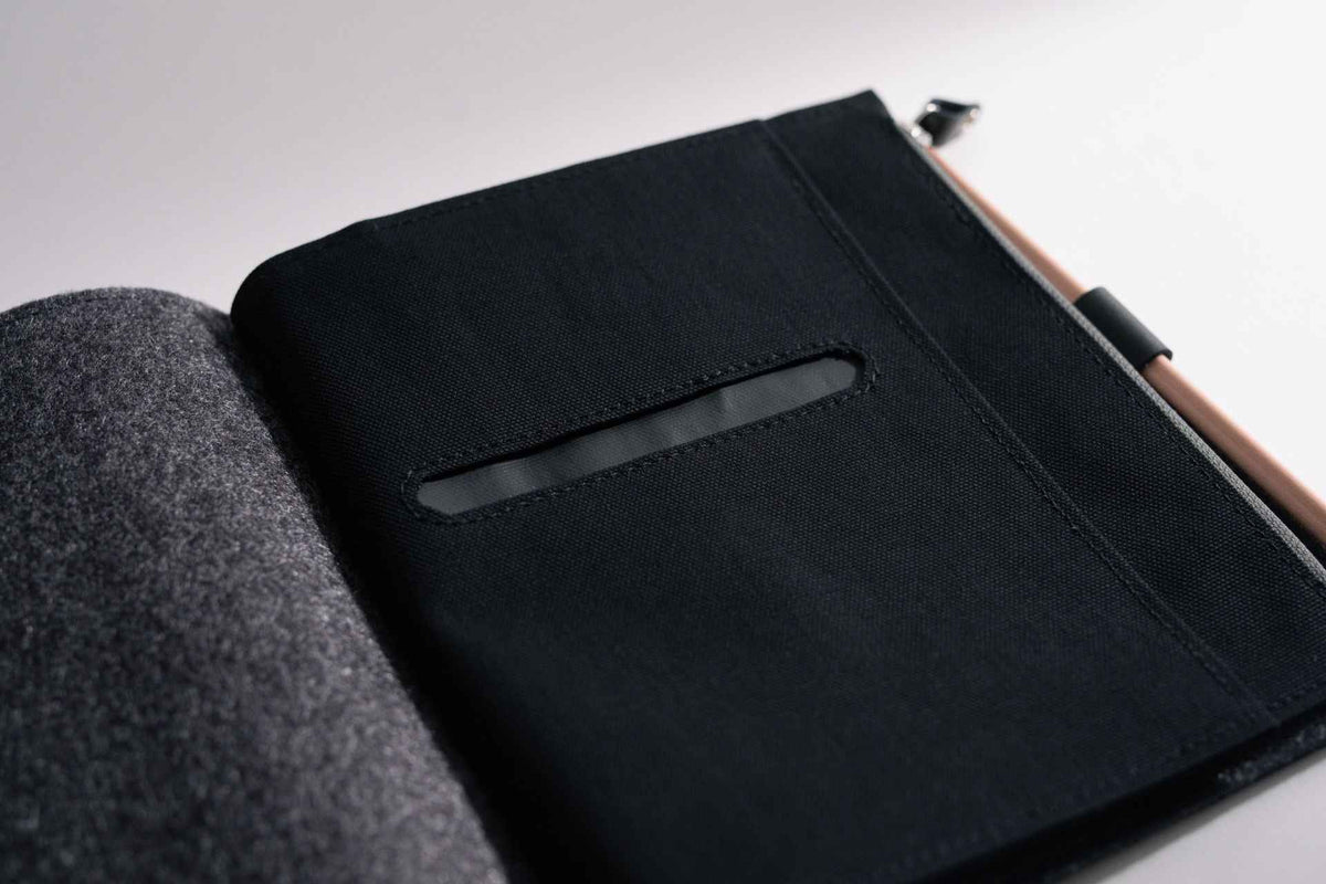 KL_24 — Cactus Leather Taschbegleiter
